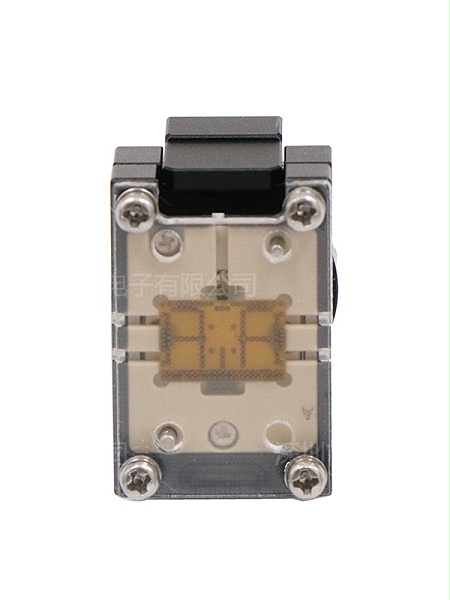 晶圆级芯片测试夹具