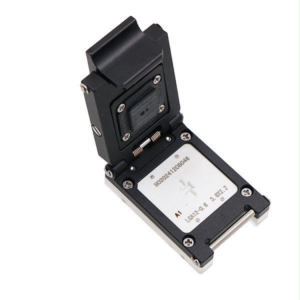 LGA12pin芯片测试座