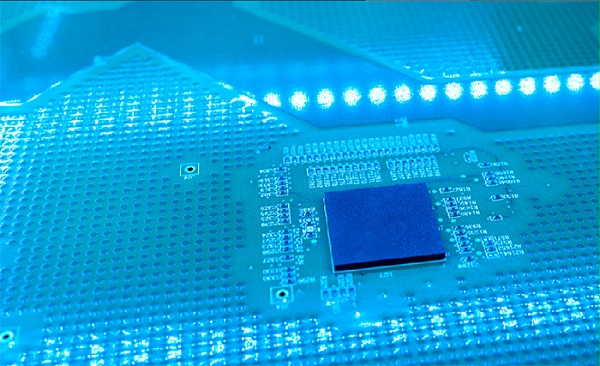 半导体芯片测试解析：CP,FT与ATE的协同创新与鸿怡电子芯片测试座解决方案